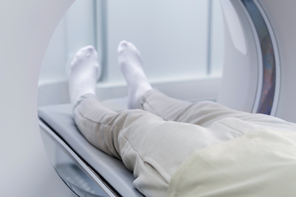 patient-getting-ready-ct-scan (3).jpg